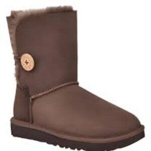 UGG Women’s Bailey Button Boots Women Size 7